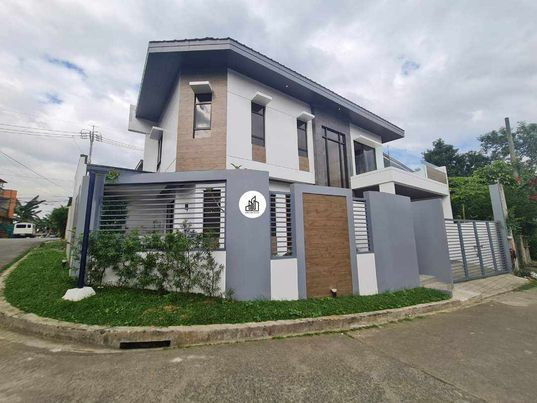 4 Bedroom, House and Lot for Sale in Cupang Antipolo near Marikina