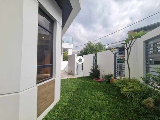 4 Bedroom, House and Lot for Sale in Cupang Antipolo near Marikina