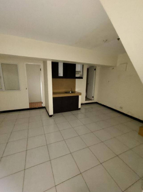 290k To Move In - Condo Unit At Victoria De Manila