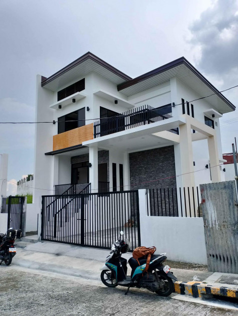 14.5M Brandnew House and Lot in Vista Grande Talisay