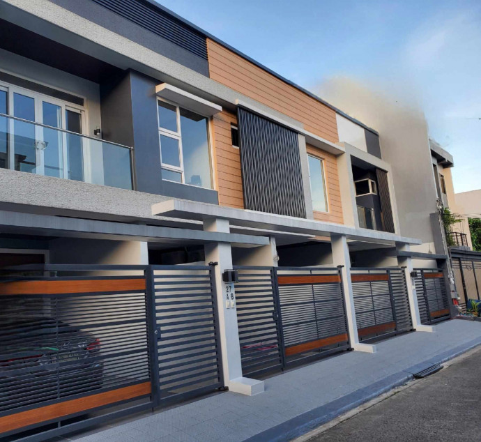 6 Bedrooms - 2 Storey 4 Units House and Lot in Pasig MM
