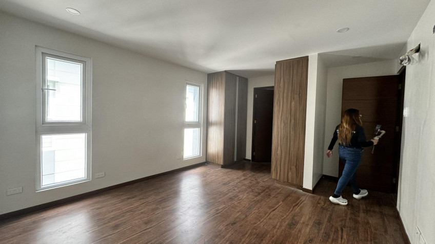 4Bedrooms - 4 Storey Townhouse FOR SALE in Heroes Hill Quezon Avenue (1 Unit Left)