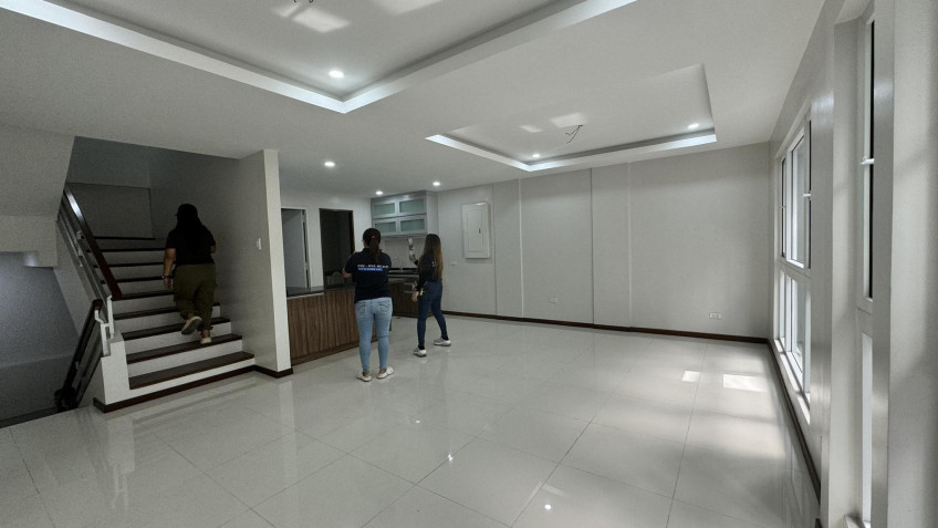 4Bedrooms - 4 Storey Townhouse FOR SALE in Heroes Hill Quezon Avenue (1 Unit Left)