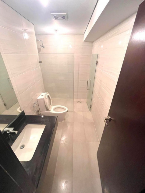 Studio unit in Verve Residences, BGC for Sale (2002-T2)