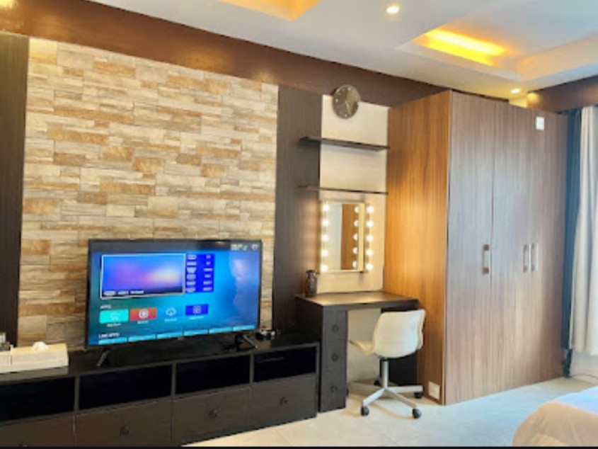 Studio Unit In Aspire Tower, Nuvo City, Quezon City