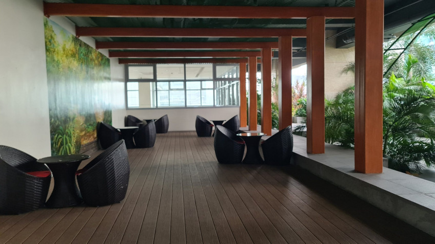 One Bedroom Condo Unit With Balcony At Rsquare Taft Avenue, Manila