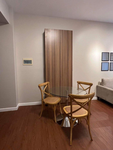 Chic 1 BR Condo With Parking In Avida Cityflex Towers, BGC