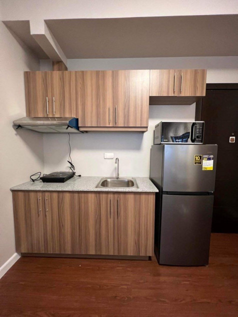 Chic 1 BR Condo With Parking In Avida Cityflex Towers, BGC