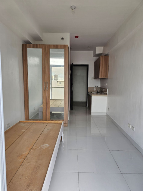 Studio Units in RL Luna Residences Premier, Quezon City