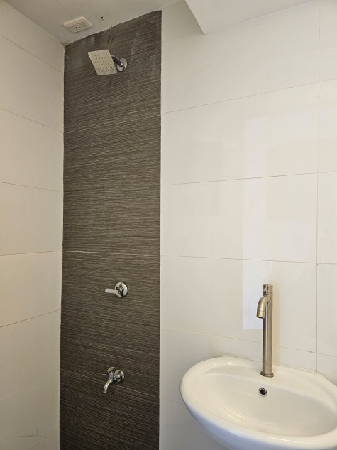 Studio Units in RL Luna Residences Premier, Quezon City