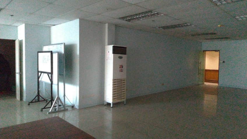 Prime Office Space in Paragon Plaza, EDSA, Mandaluyong City