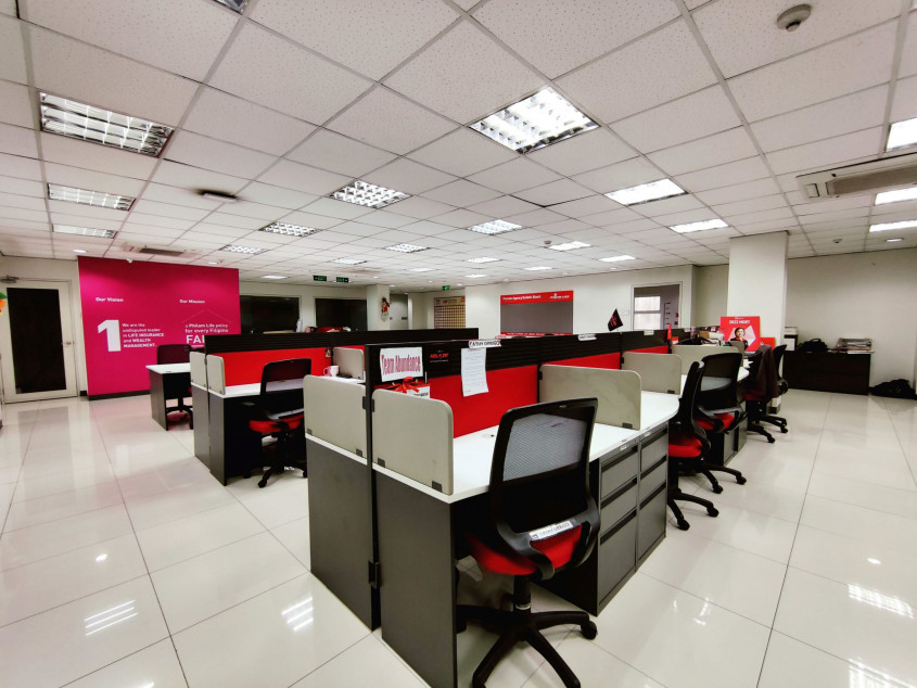 Office Space in 2nd floor of Richmond Centre, Acropolis