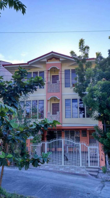 9 Beds 9 T&B House For Sale In Cebu City