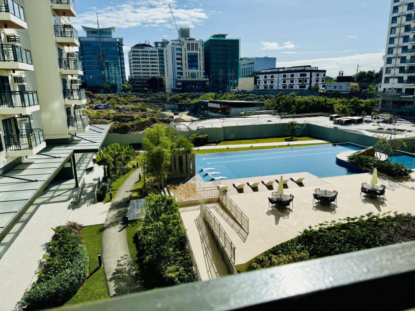 RFO 1 BR With Balcony & Parking For Sale At Viento By Alveo At Cerca Ayala Alabang Muntinlupa