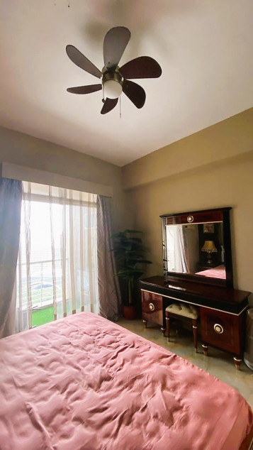For Rent: Elegant 1-Bedroom with Parking at Paseo Parkview Suites, Salcedo Village, Makati City