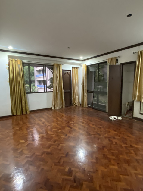 Alexandra Condominiums Along Meralco Ave, Ortigas Business District, San Antonio, Pasig City