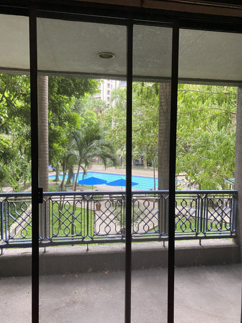 Alexandra Condominiums Along Meralco Ave, Ortigas Business District, San Antonio, Pasig City