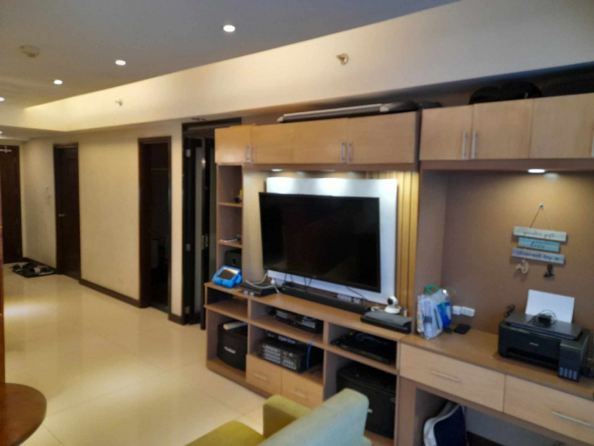 2 BR Condo Unit At WackWack Condominium, Mandaluyong