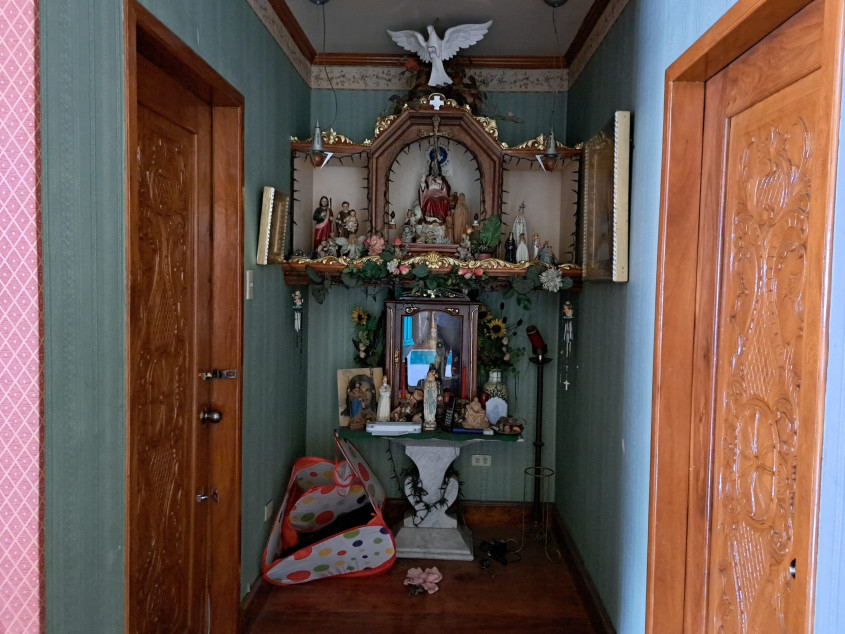 Two Storey Classical House And Lot In Filinvest 2, Barangay Bagong Silangan, Quezon City