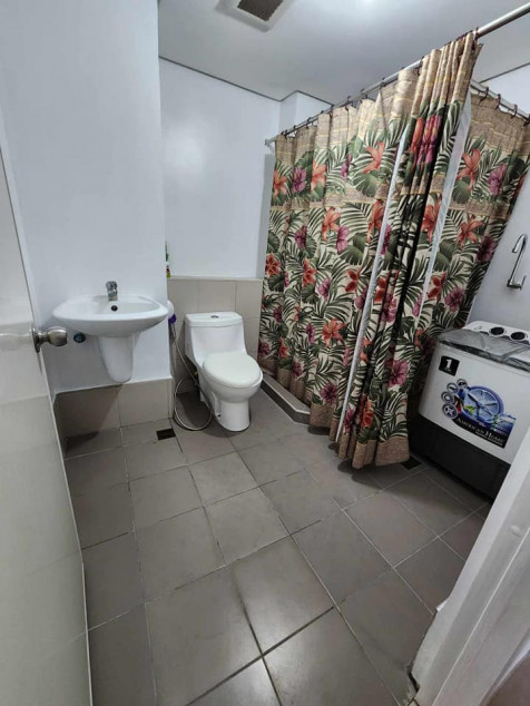 RFO Clean Title 1 Bedroom Condo Unit For Sale At Avida Towers 34th Street BGC Taguig