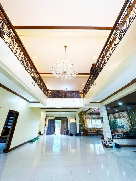 House & Lot For Sale In Sto. Nino Village Banilad, Cebu City