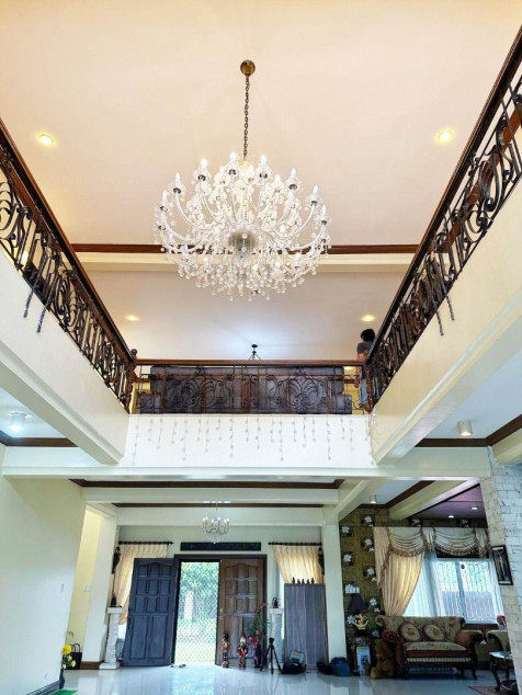 House & Lot For Sale In Sto. Nino Village Banilad, Cebu City