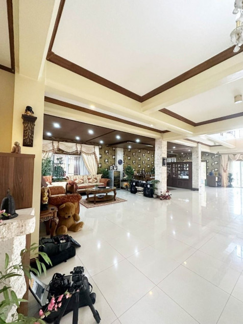 House & Lot For Sale In Sto. Nino Village Banilad, Cebu City