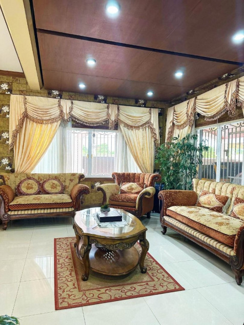 House & Lot For Sale In Sto. Nino Village Banilad, Cebu City