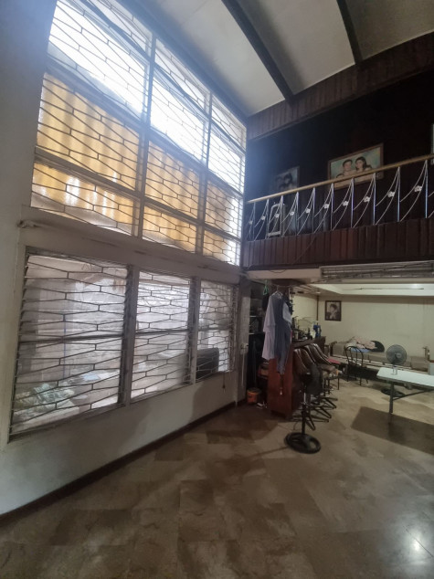 Residential Lot With Dated House In San Antonio Village Makati City