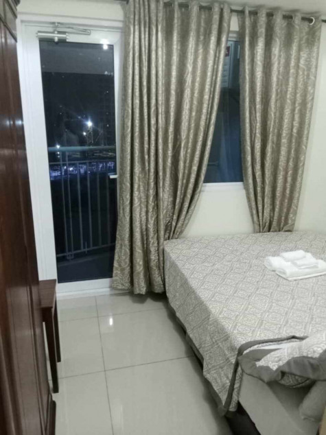 All In! Furnished 1 Bedroom With Balcony 26.81 SQM Facing Amenities At Jazz Makati