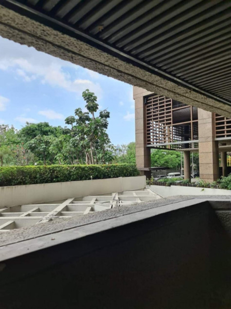 For Sale 122 SQM 1 Bedroom Condo Unit In Makati Tuscany