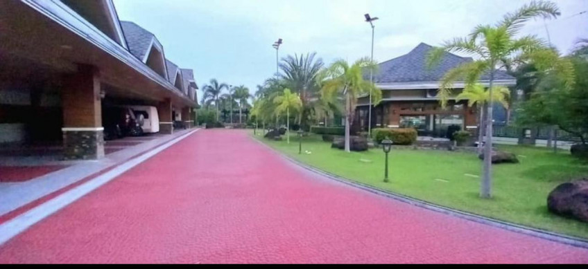 Mansion In Angeles City, Pampanga For Sale