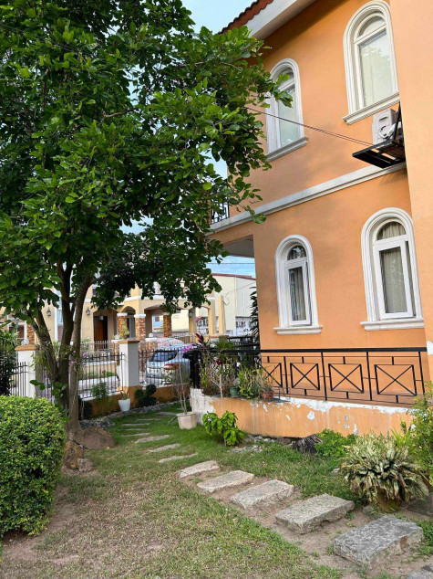 2-Storey House And Lot For Sale At Grand Forbes General Trias, Cavite