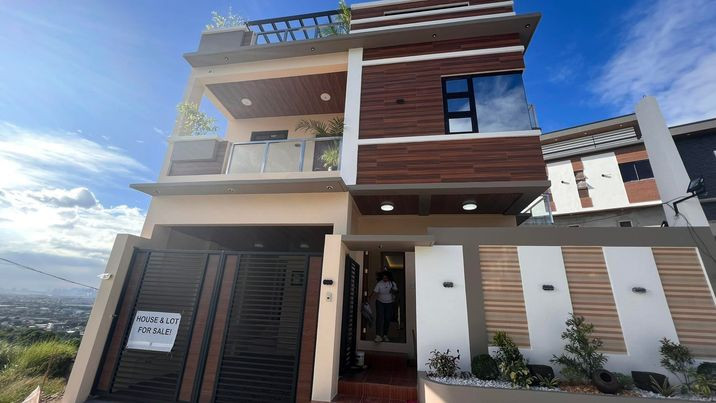 3 Bedroom House And Lot In Monteverde Royale Taytay Rizal