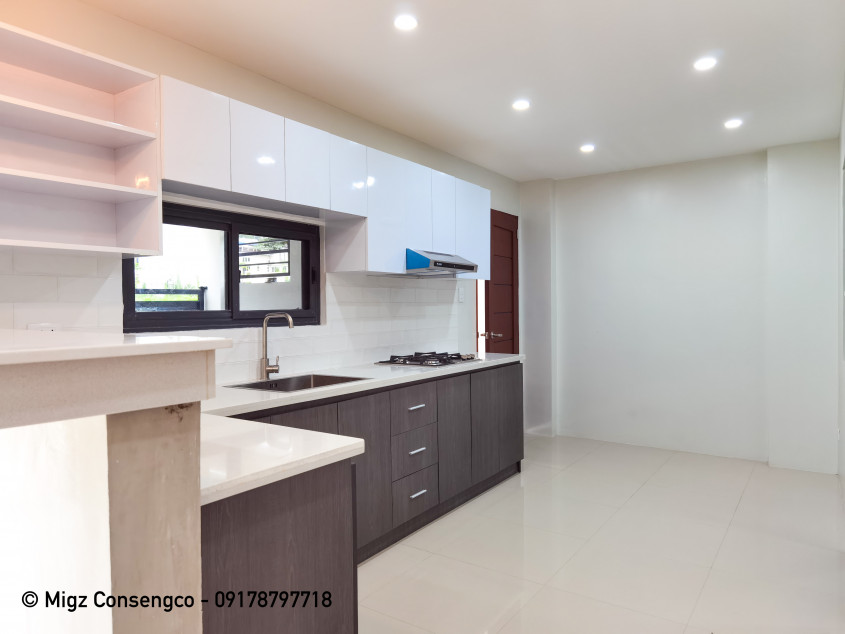 170 SQM Corner House And Lot For Sale In Spring Country Filinvest 2 Quezon City