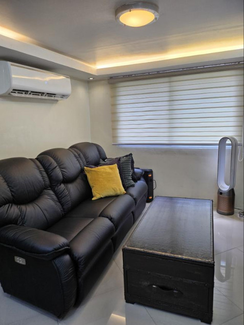 2 BR Loft With 2 Parking, Greenhills Garden Square, Quezon City