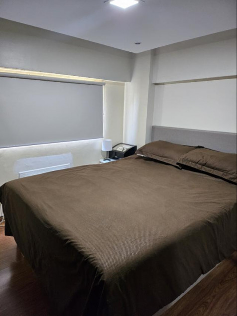 2 BR Loft With 2 Parking, Greenhills Garden Square, Quezon City