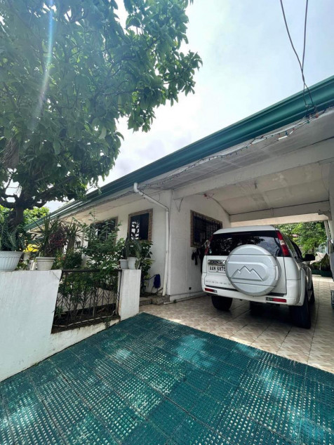 332 SQM Exclusive 3 BR Corner House & Lot In Brookside, Cainta Rizal