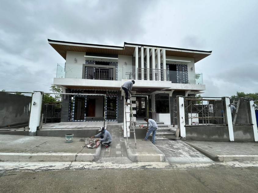 Brand New House And Lot For Sale At Pueblo Del Sol Subdivision Tagaytay Cavite