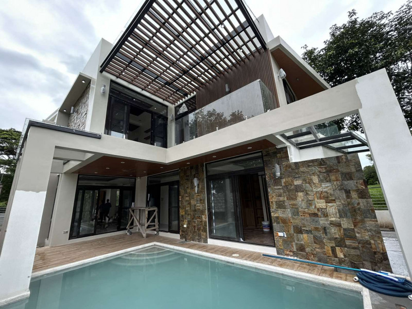 Brand New House And Lot For Sale At Pueblo Del Sol Subdivision Tagaytay Cavite