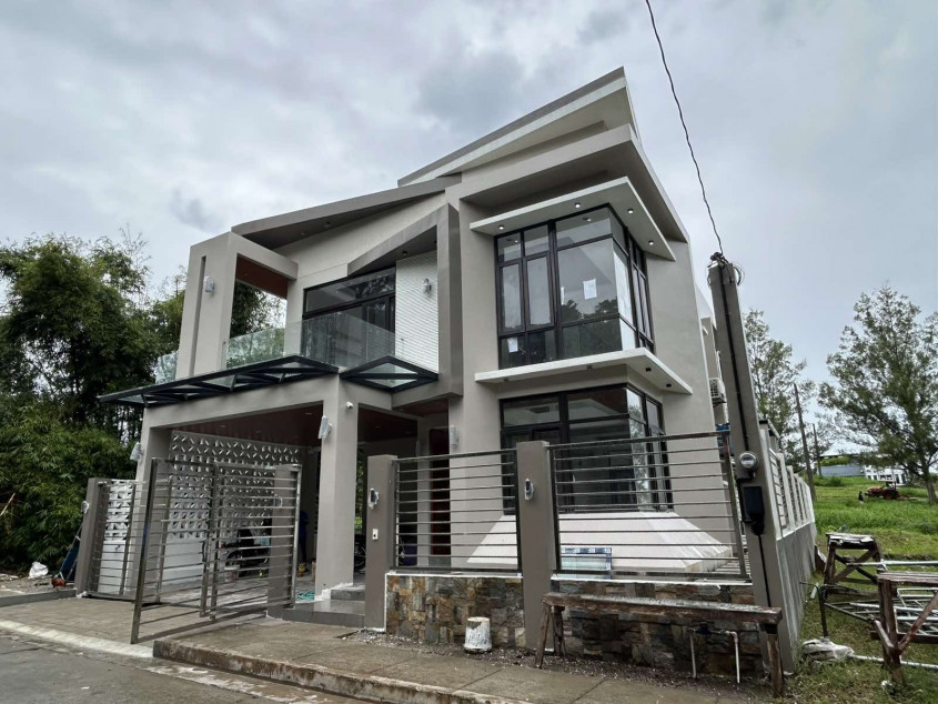 Brand New House And Lot For Sale At Pueblo Del Sol Subdivision Tagaytay Cavite