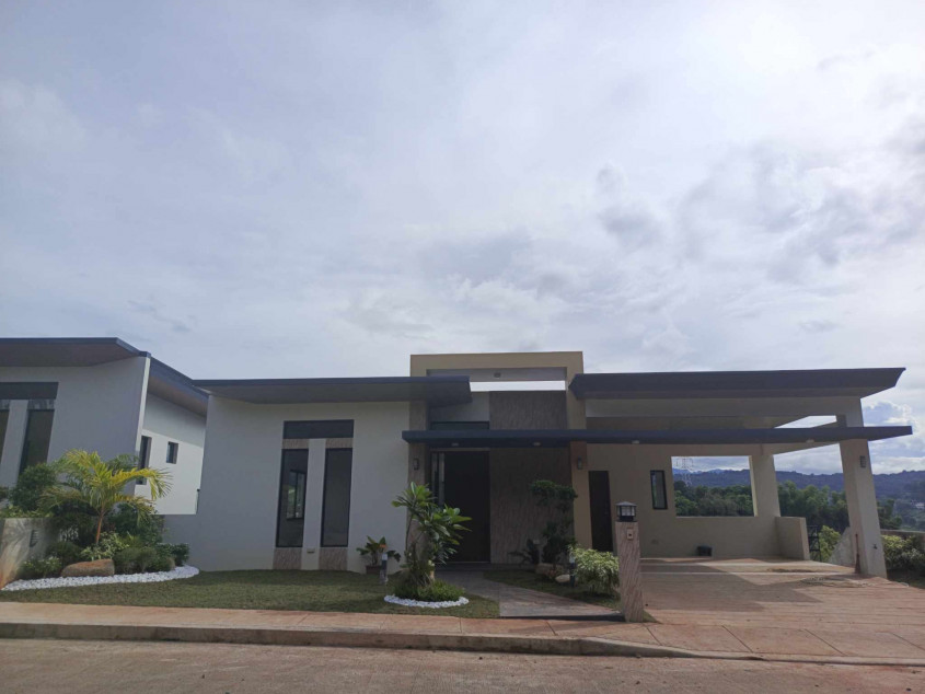 For Sale 4 Bedroom Modern House In Antipolo City
