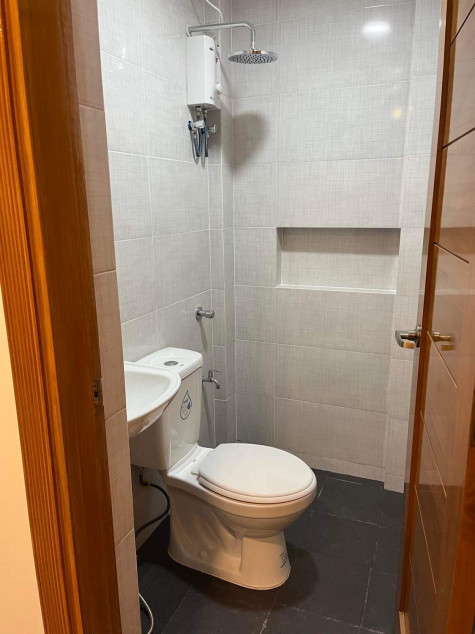 For Sale: Modern Residential Building Near C6 Taytay, Rizal