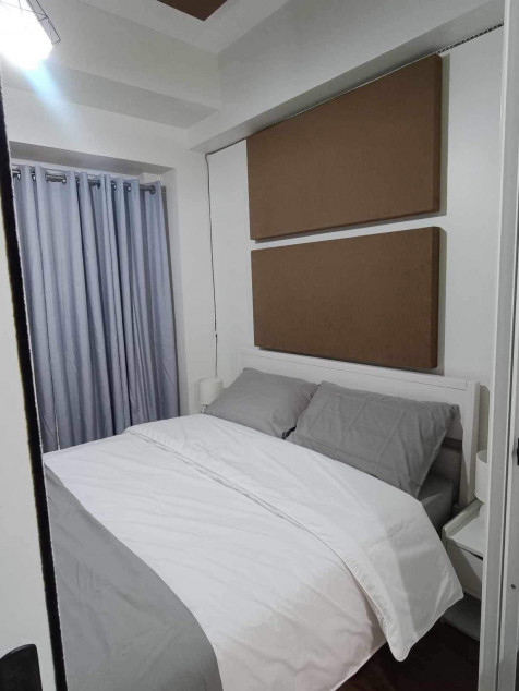 Clean Title RFO Fully Furnished 1 Bedroom Unit For Sale At Brio Tower Makati