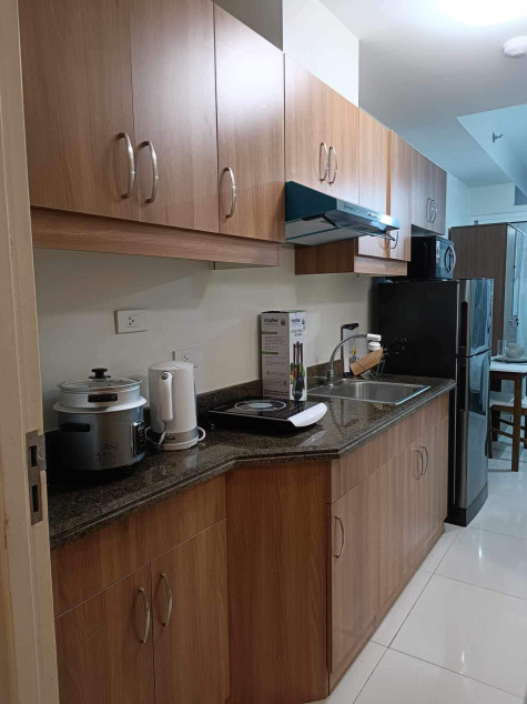 Clean Title RFO Fully Furnished 1 Bedroom Unit For Sale At Brio Tower Makati