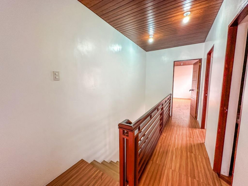 2 Storey Duplex House in Metrocor Talon Singko Las Pinas