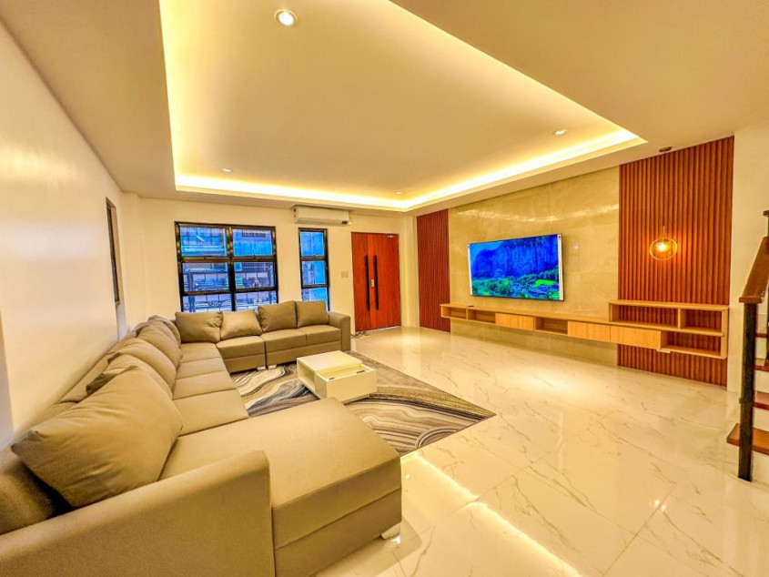 Striking 3 Storey Single Attached House in BF Resort Village Las Pinas City