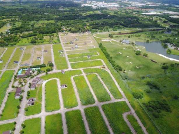 25K Monthly Rent To Own House In Sta. Rosa Laguna Near Nuvali, Makati, Tagaytay