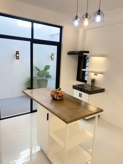 For Sale: Spacious Duplex in Rancho Estate I, Marikina Heights, Marikina City