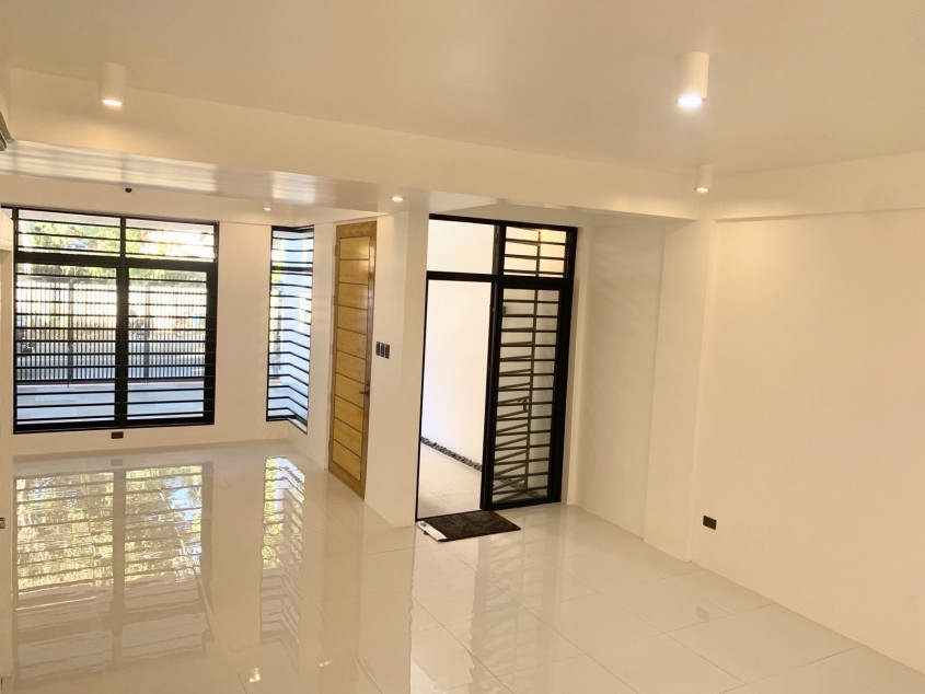For Sale: Spacious Duplex in Rancho Estate I, Marikina Heights, Marikina City